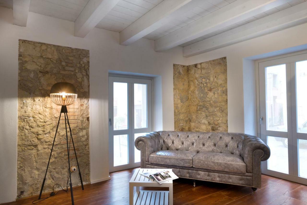 Cagliari Marina Harbour Guest House & Lounge Екстер'єр фото